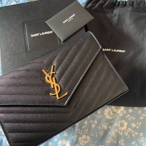 COPY - SAINT LAURENT ENVELOPE CHAIN WALLET